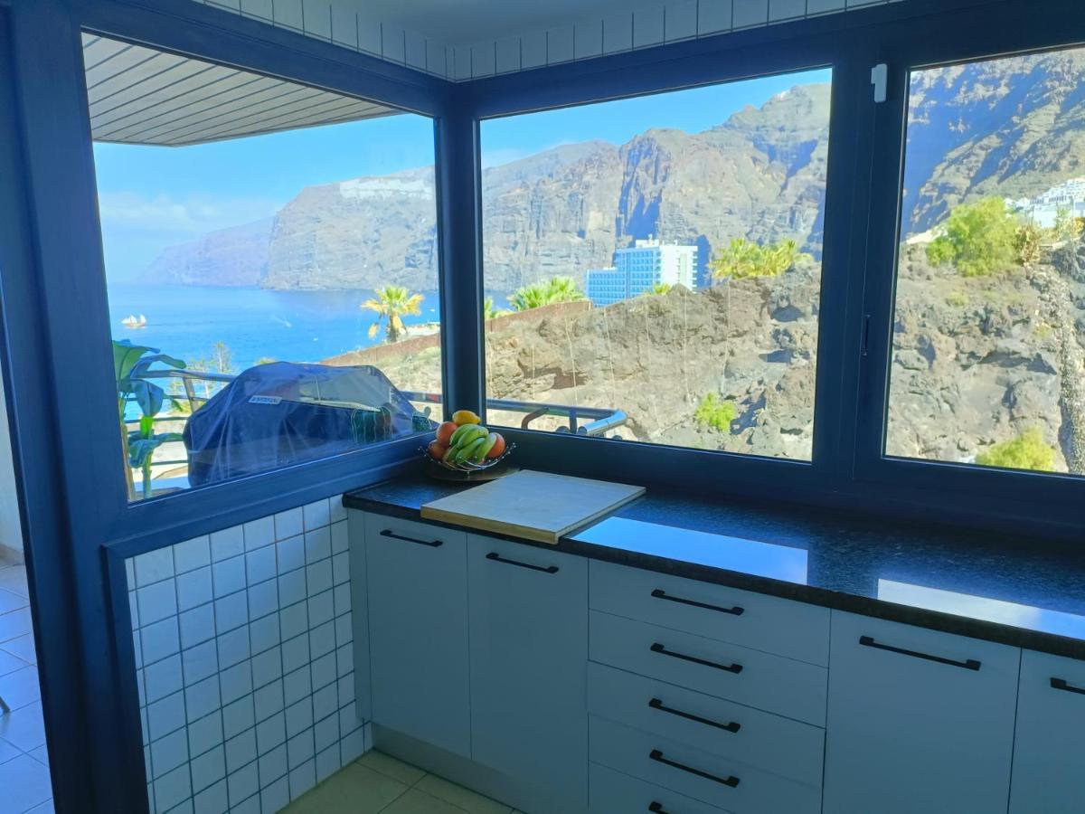 Luxury Los Gigantes Apartment Puerto de Santiago  Ngoại thất bức ảnh