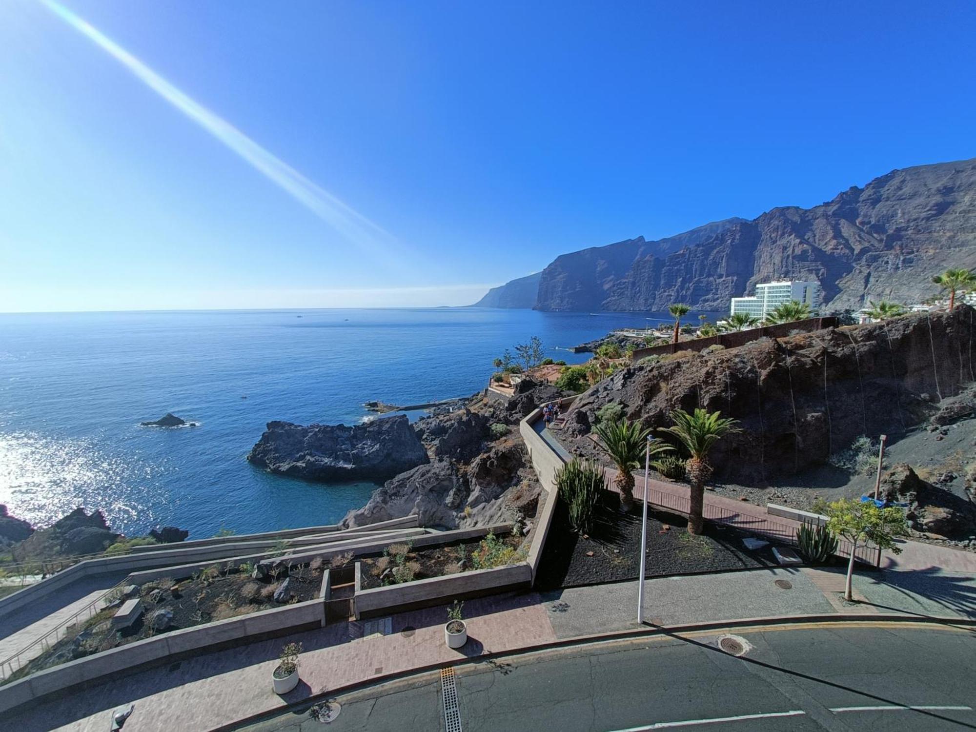 Luxury Los Gigantes Apartment Puerto de Santiago  Ngoại thất bức ảnh
